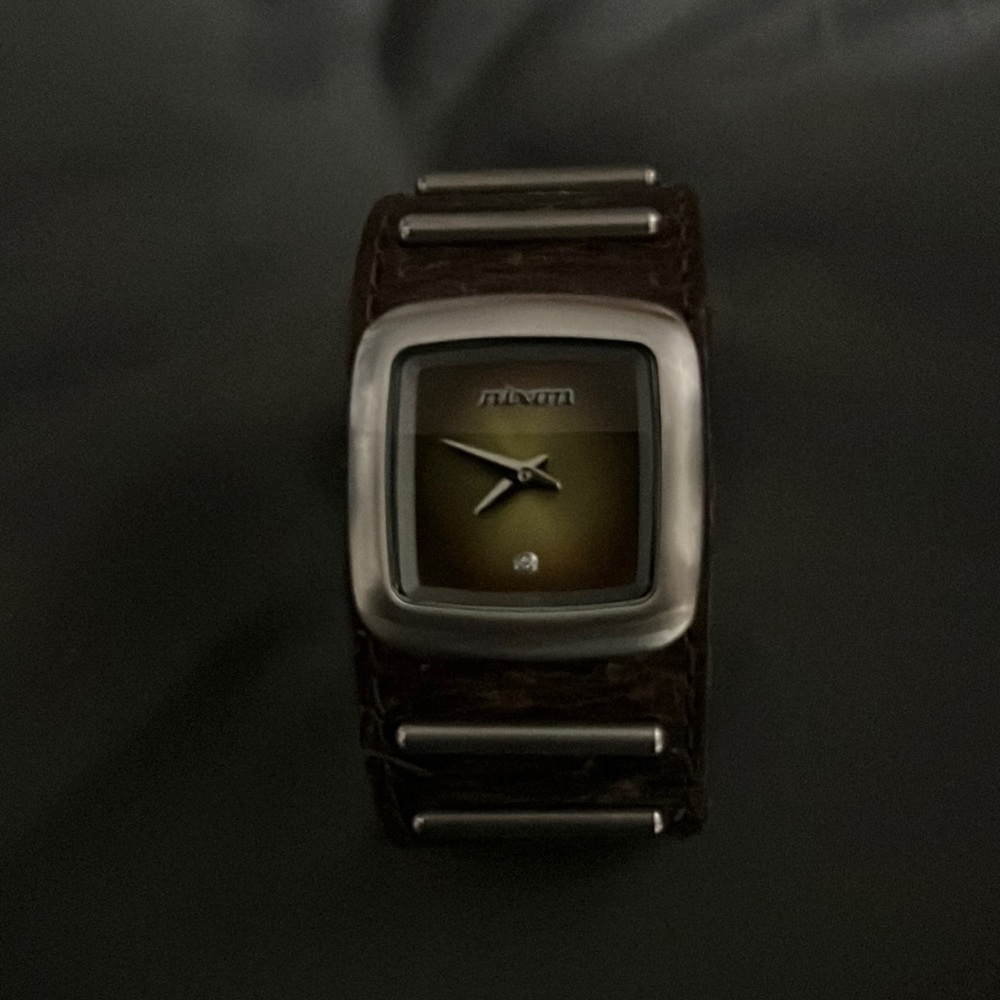 Nixon woman’s leather watch